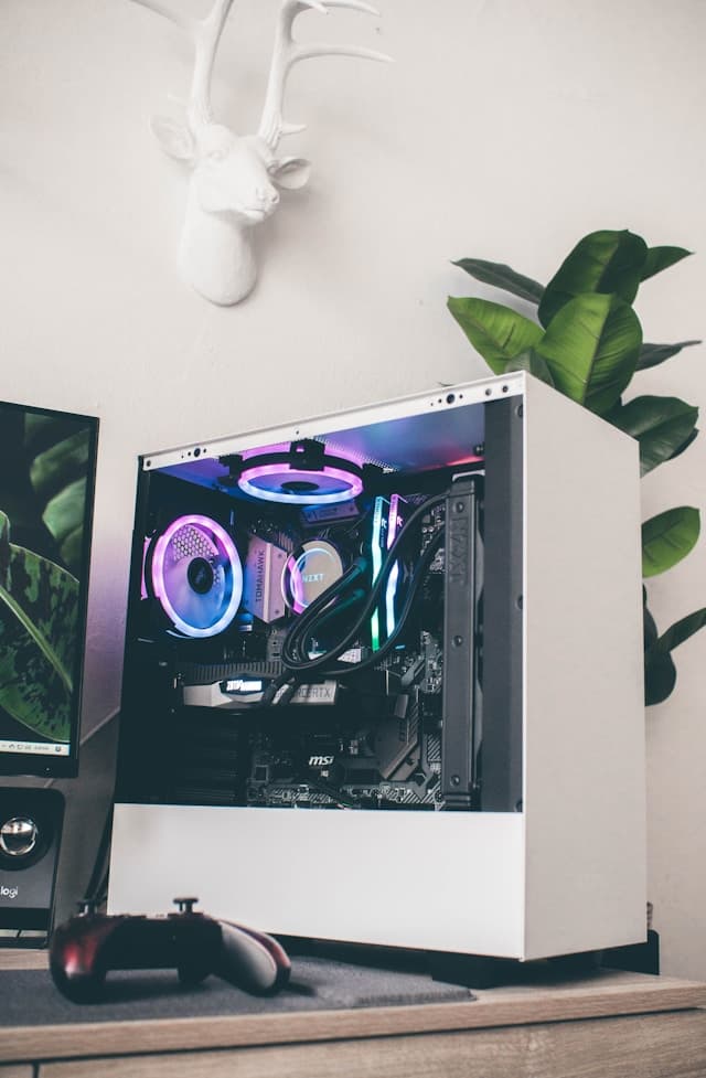 White NZXT Gaming PC